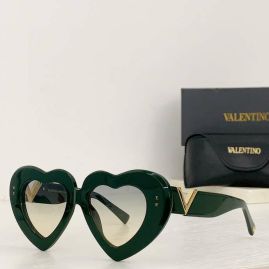 Picture of Valentino Sunglasses _SKUfw52079364fw